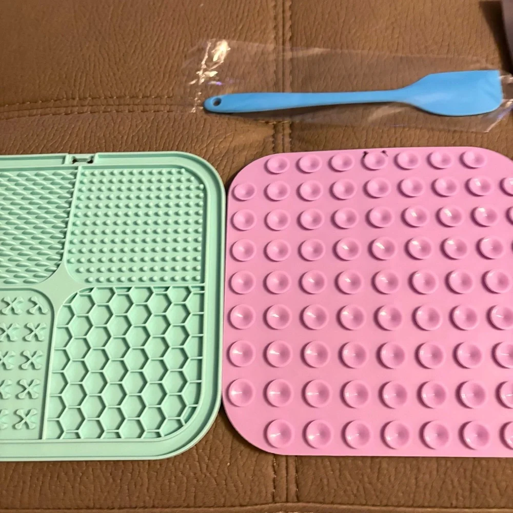Lukito Silicone Pet Lick Mat Bundle